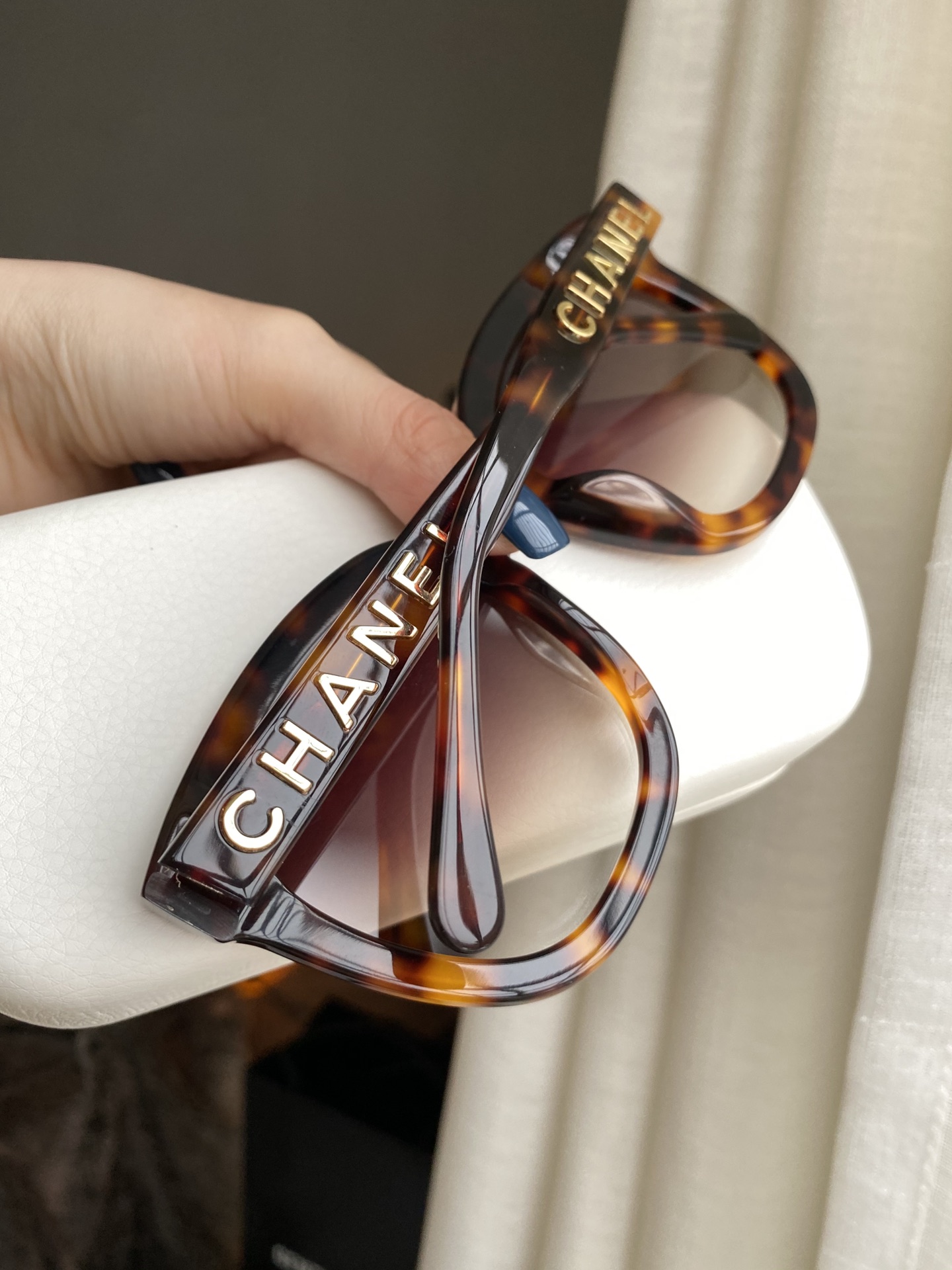 Sunglasses Chanel CH6322 size 65��15-145 - vstockx