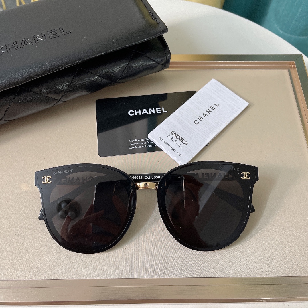 Sunglasses Chanel CH6092 size:61��19-145 - vstockx