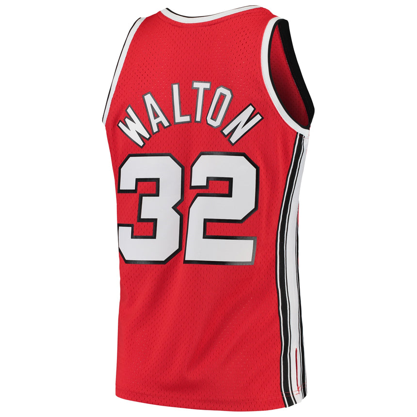 Men's Bill Walton Portland Trail Blazers 1976 Mitchell & Ness Red Hardwood Classics Swingman Jersey - vstockx