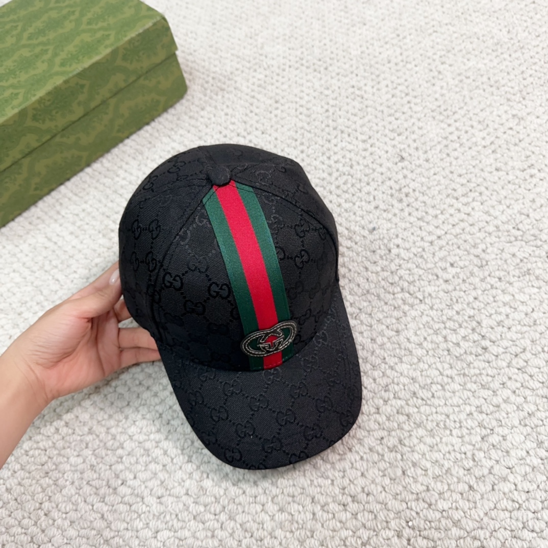 Streetwear Hat Gucci 329350 - vstockx