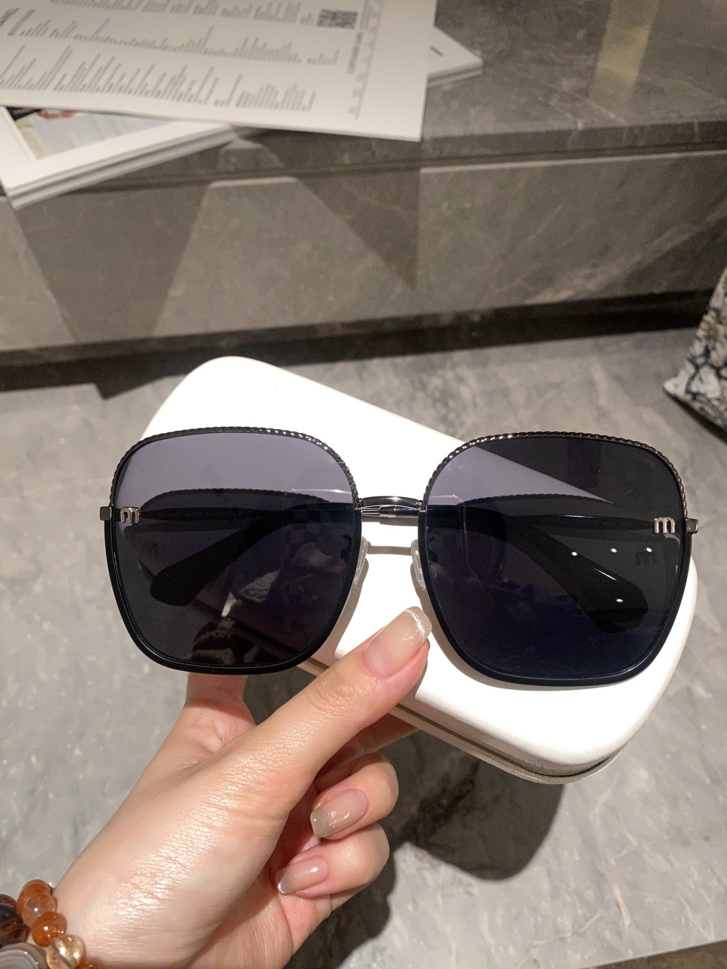 sunglasses Miu Miu MODEL:SMU67G SIZE��62 18-140 - vstockx