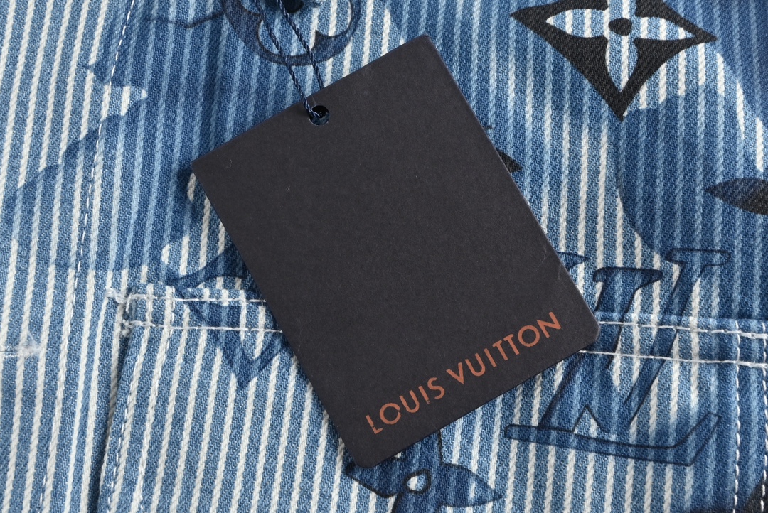 Clothes Louis Vuitton 1328 - vstockx