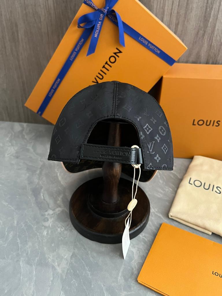 Hat Louis Vuitton 4 - vstockx