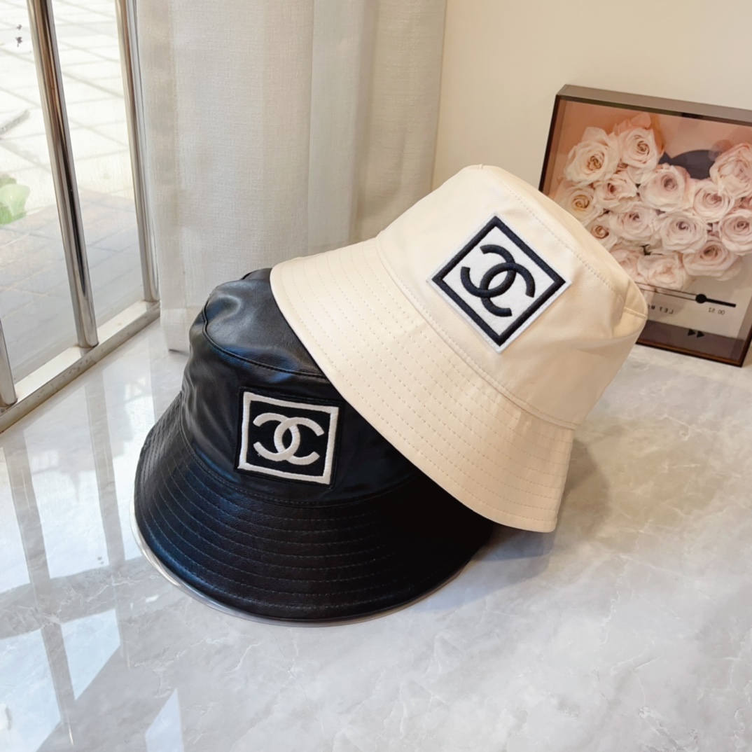 Streetwear Hat Chanel 329377 - vstockx