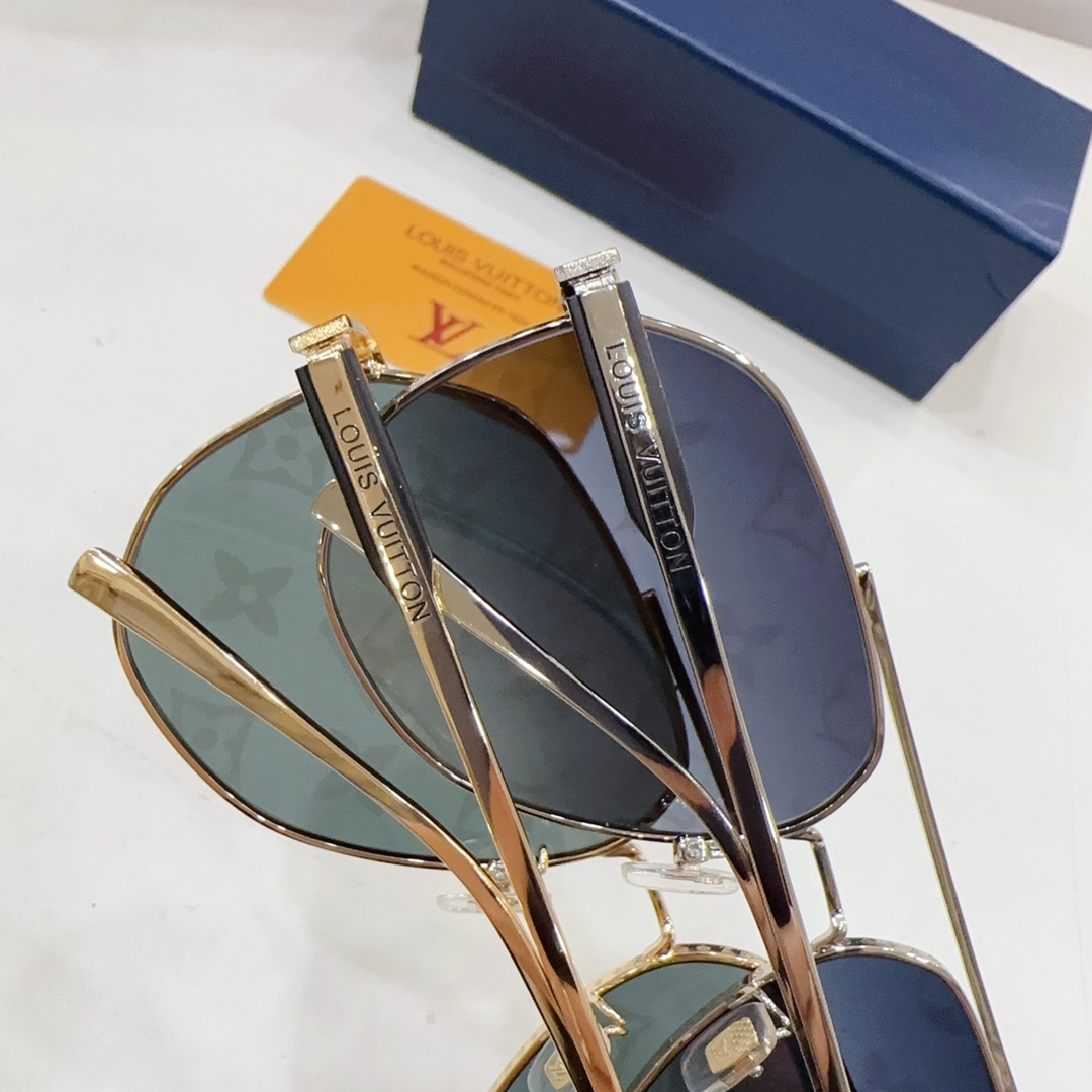 Sunglasses Louis Vuitton Z1423 SIZE��62 13-140 - vstockx