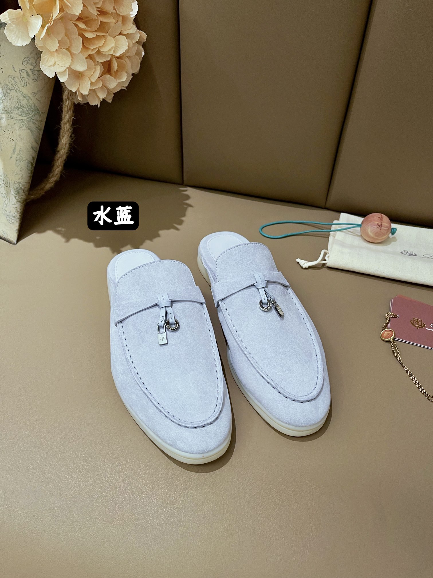 Loro Piana shoes 255 - vstockx