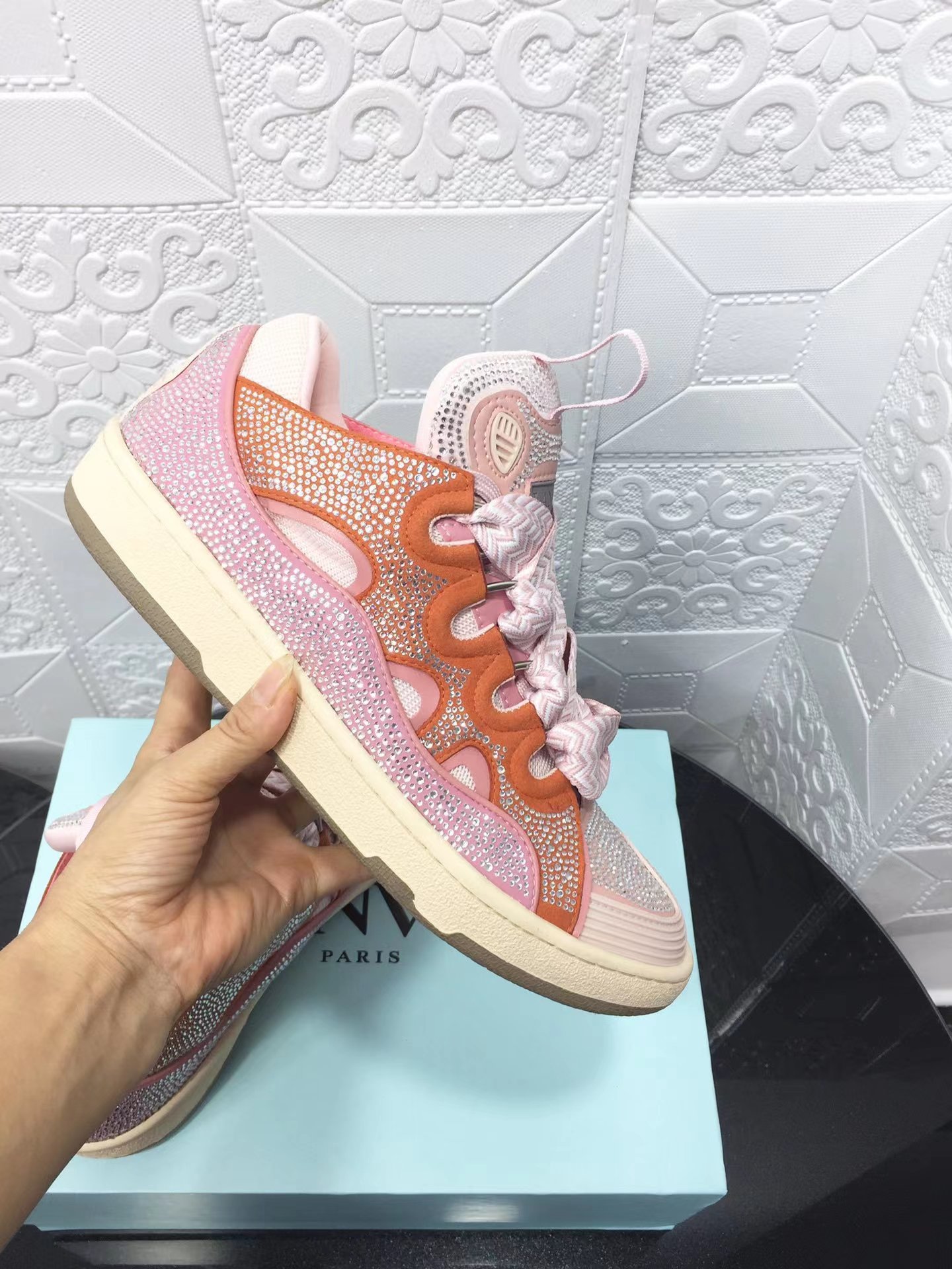 Lanvin Leather Curb Pink Sequins - vstockx