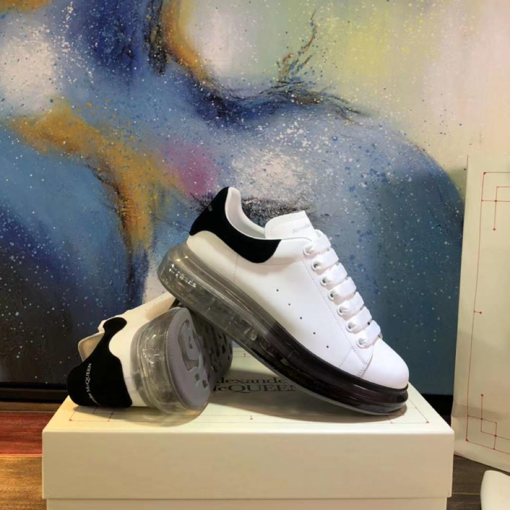 Alexander McQueen Oversized Black Sole White - vstockx