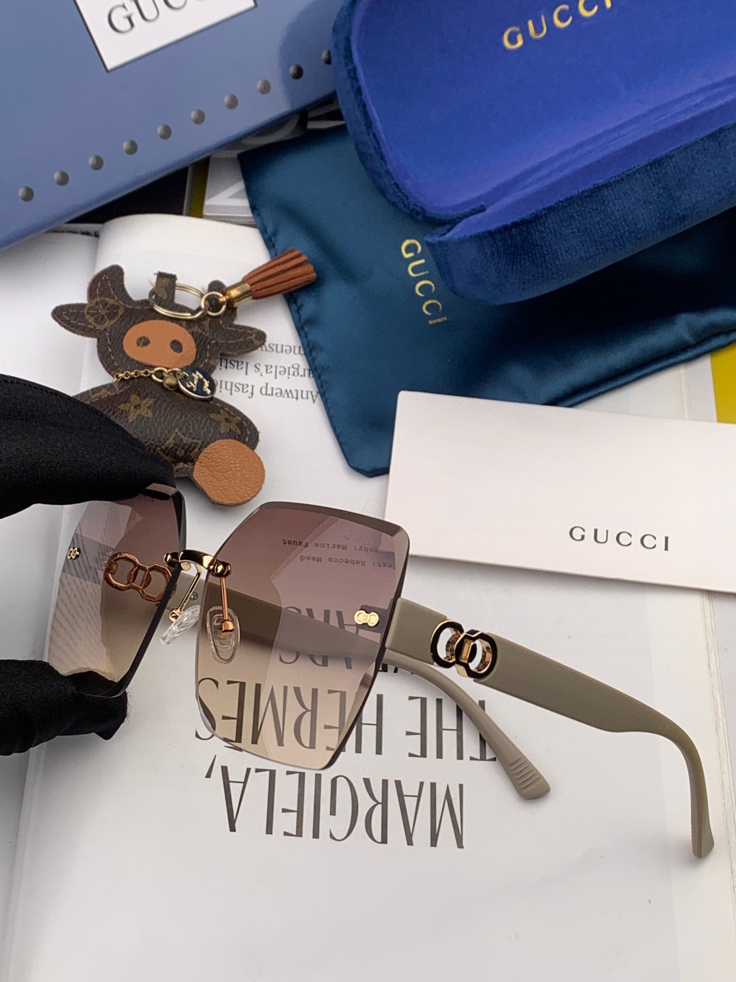 Sunglasses Gucci G1365 - vstockx