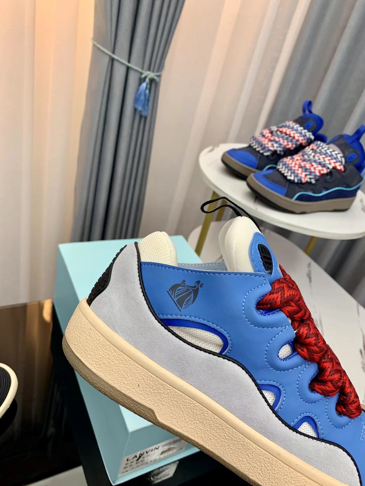 Lanvin Leather Curb blue - vstockx