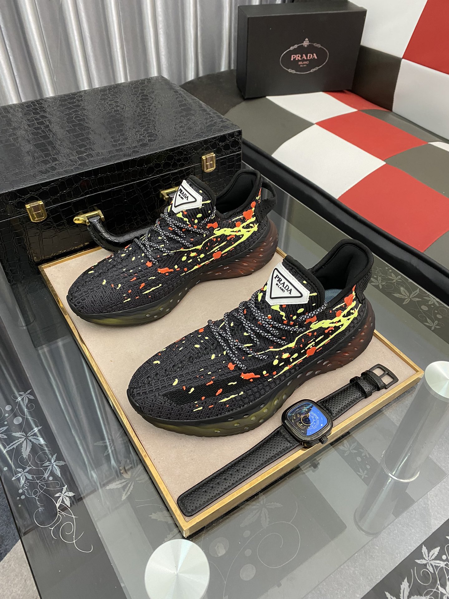 Prada Low Top sneaker 15 - vstockx