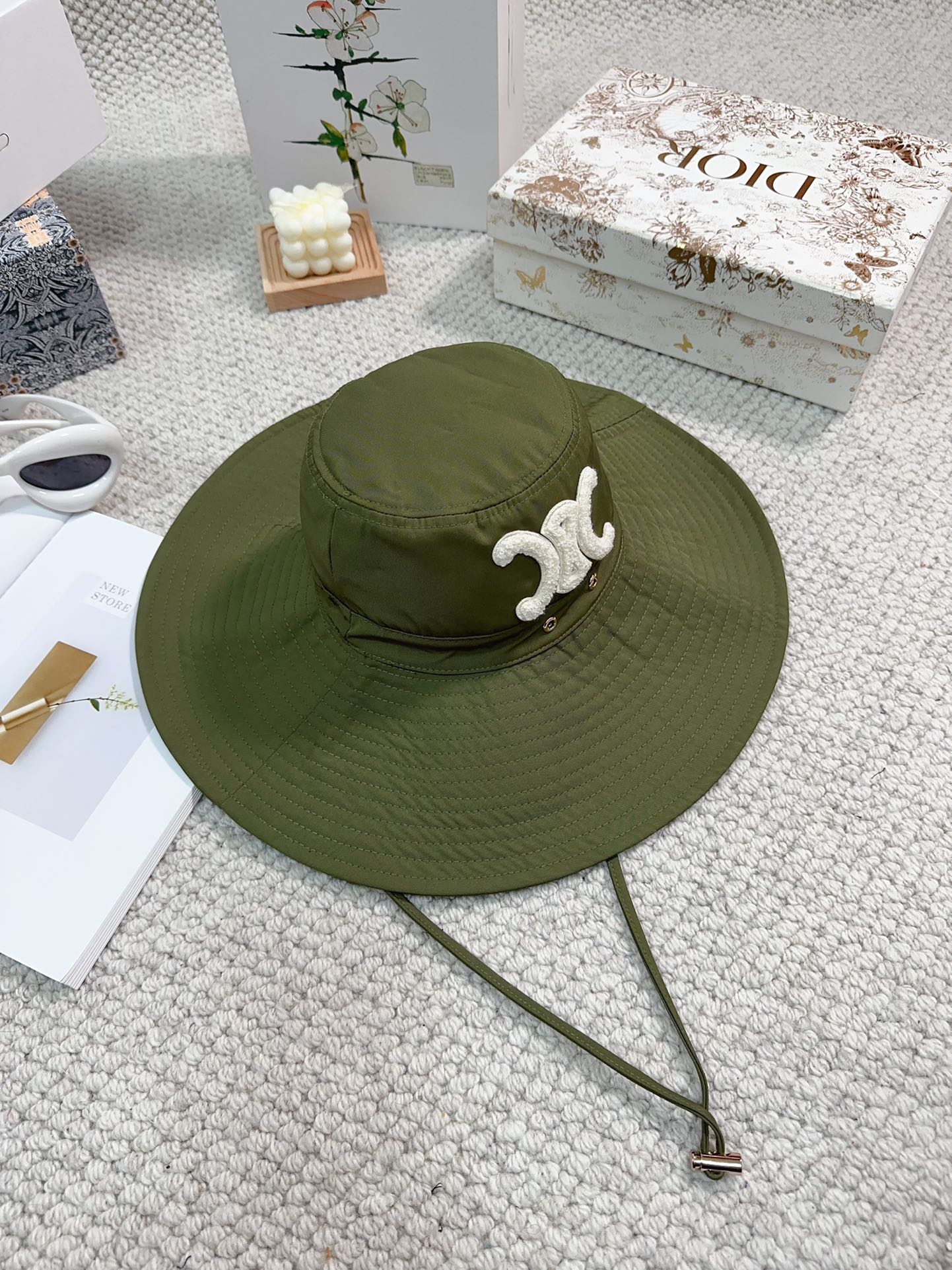 Streetwear Hat Celine 329360 - vstockx