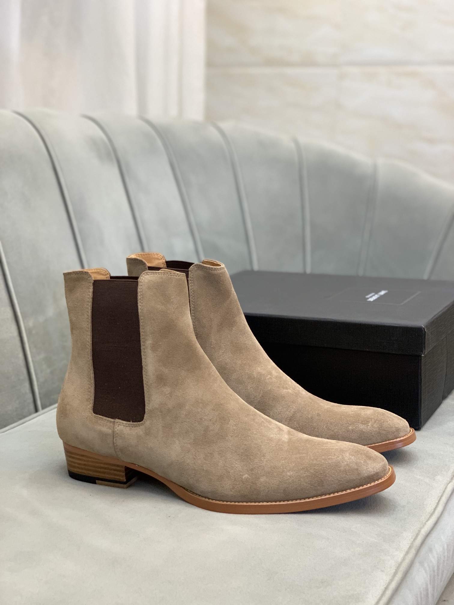 Saint Laurent Boots 11 - vstockx
