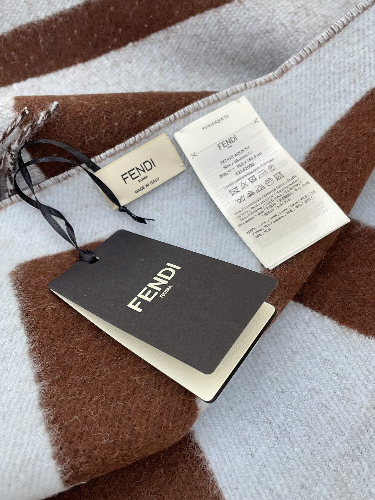 Streetwear Scarf FENDI 328837 size:180*35cm - vstockx