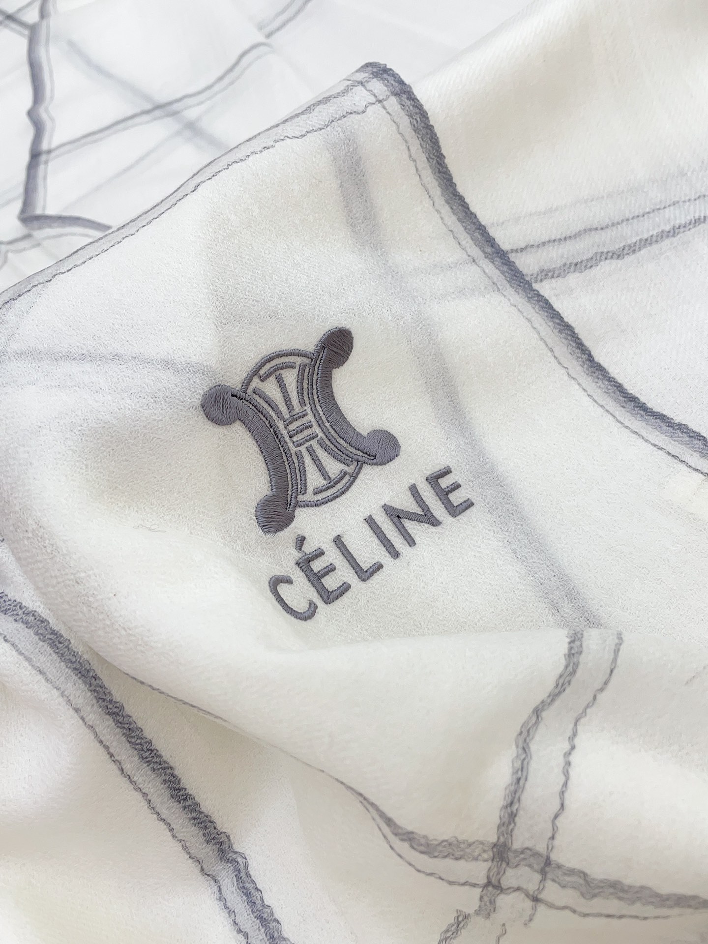 Streetwear Scarf CELINE 328847 SIZE:80*200cm - vstockx