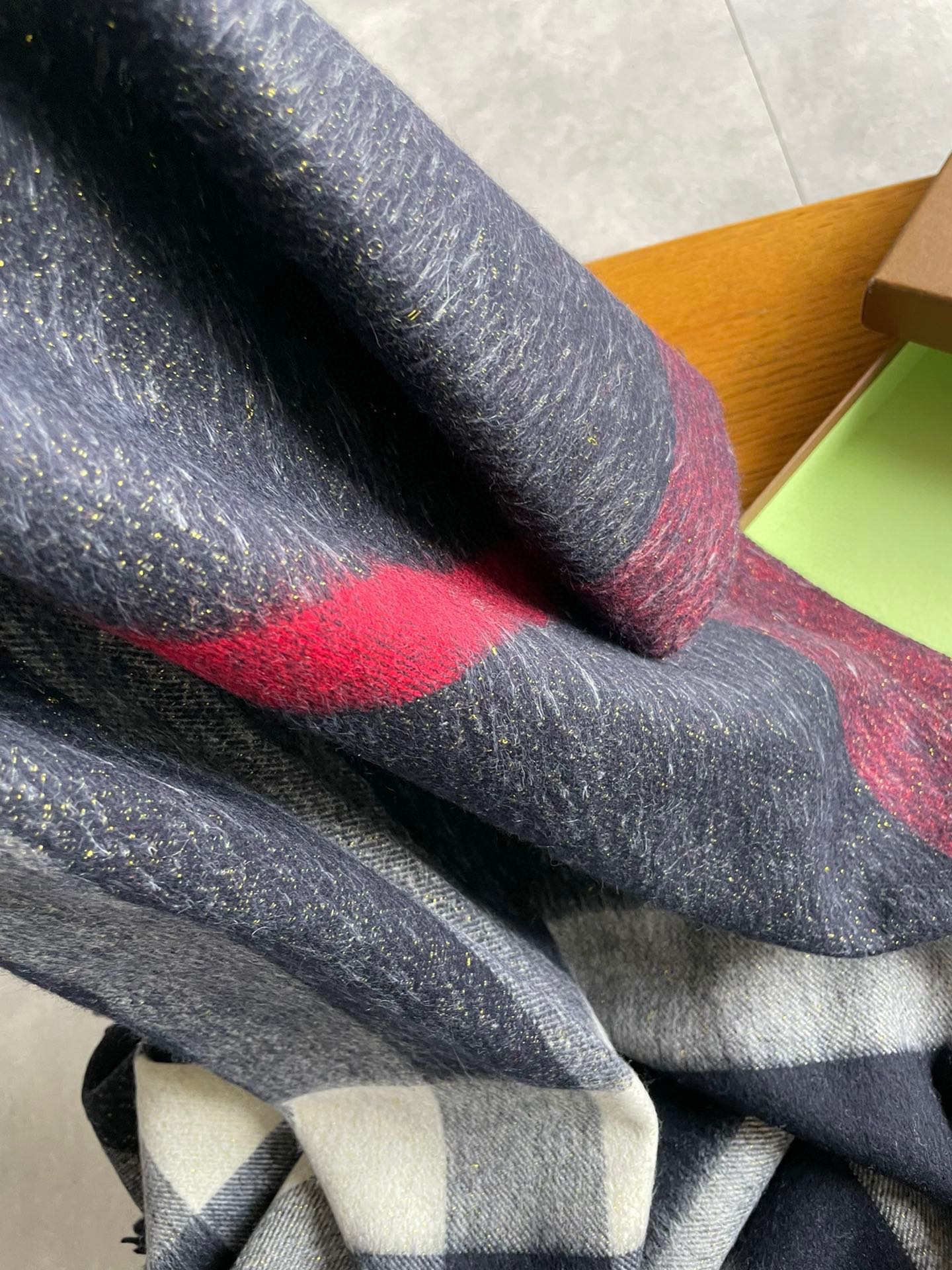 Streetwear Scarf Burberry 329084 size:70*200cm - vstockx