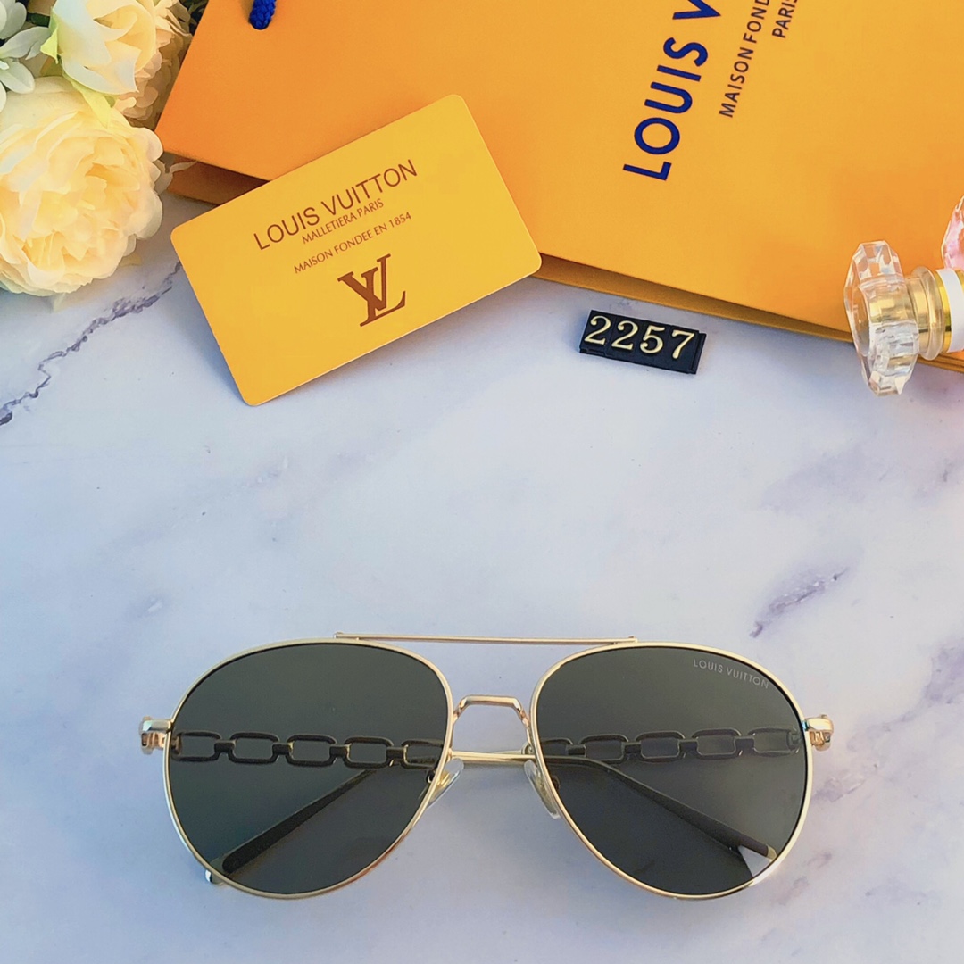 Sunglasses Louis Vuitton 2023 - vstockx