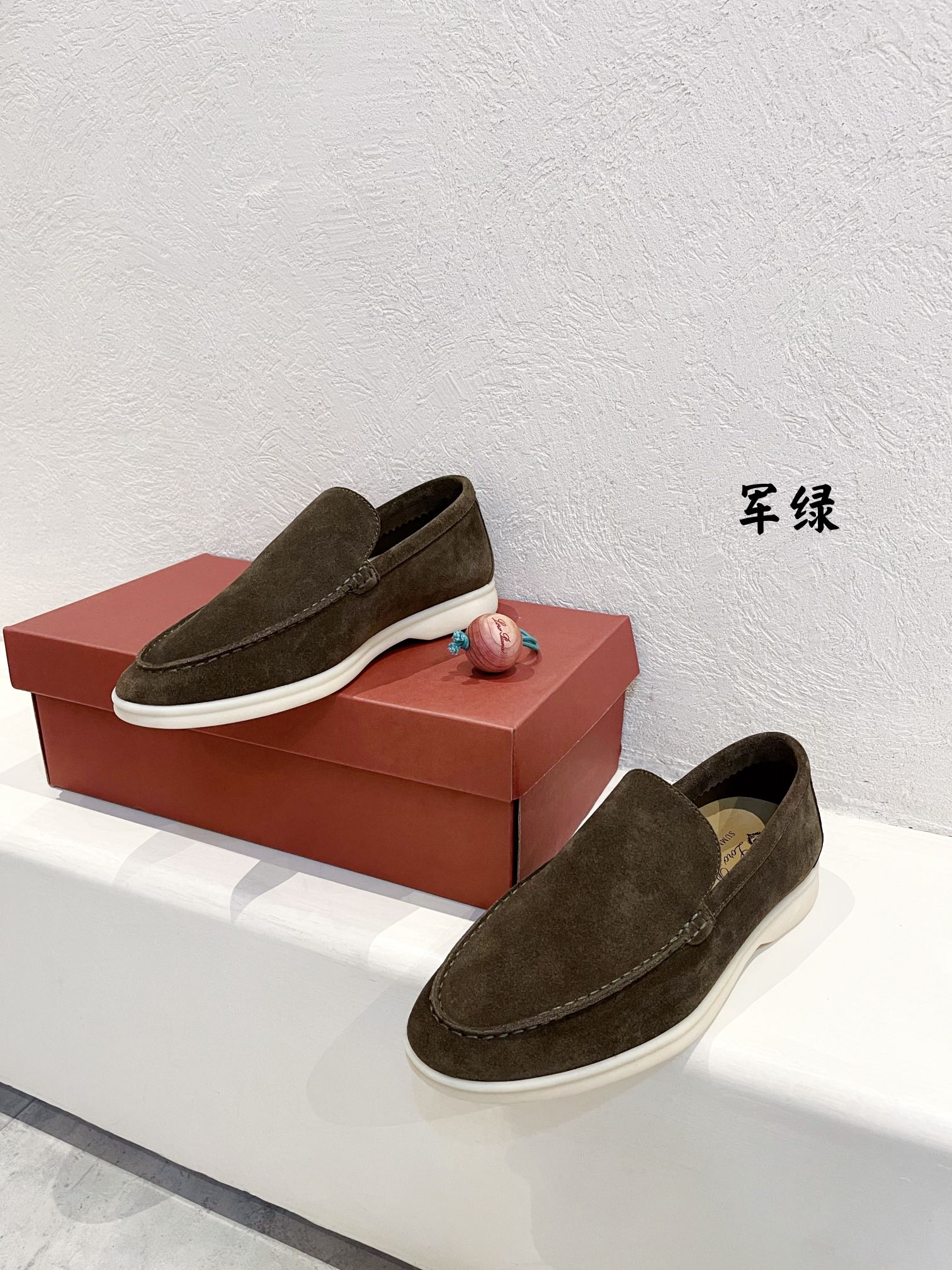 Loro Piana shoes 194 - vstockx