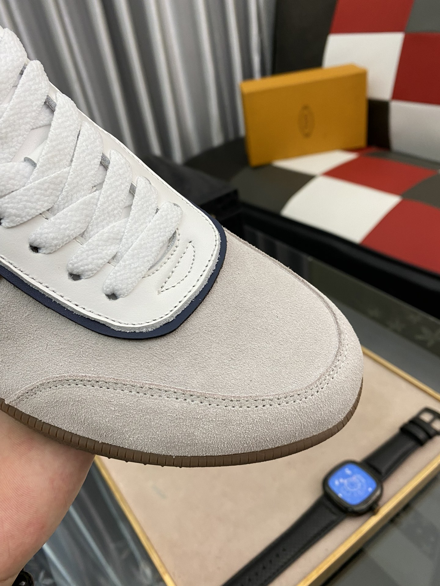 TOD'S Tabs Sneaker 4 - vstockx