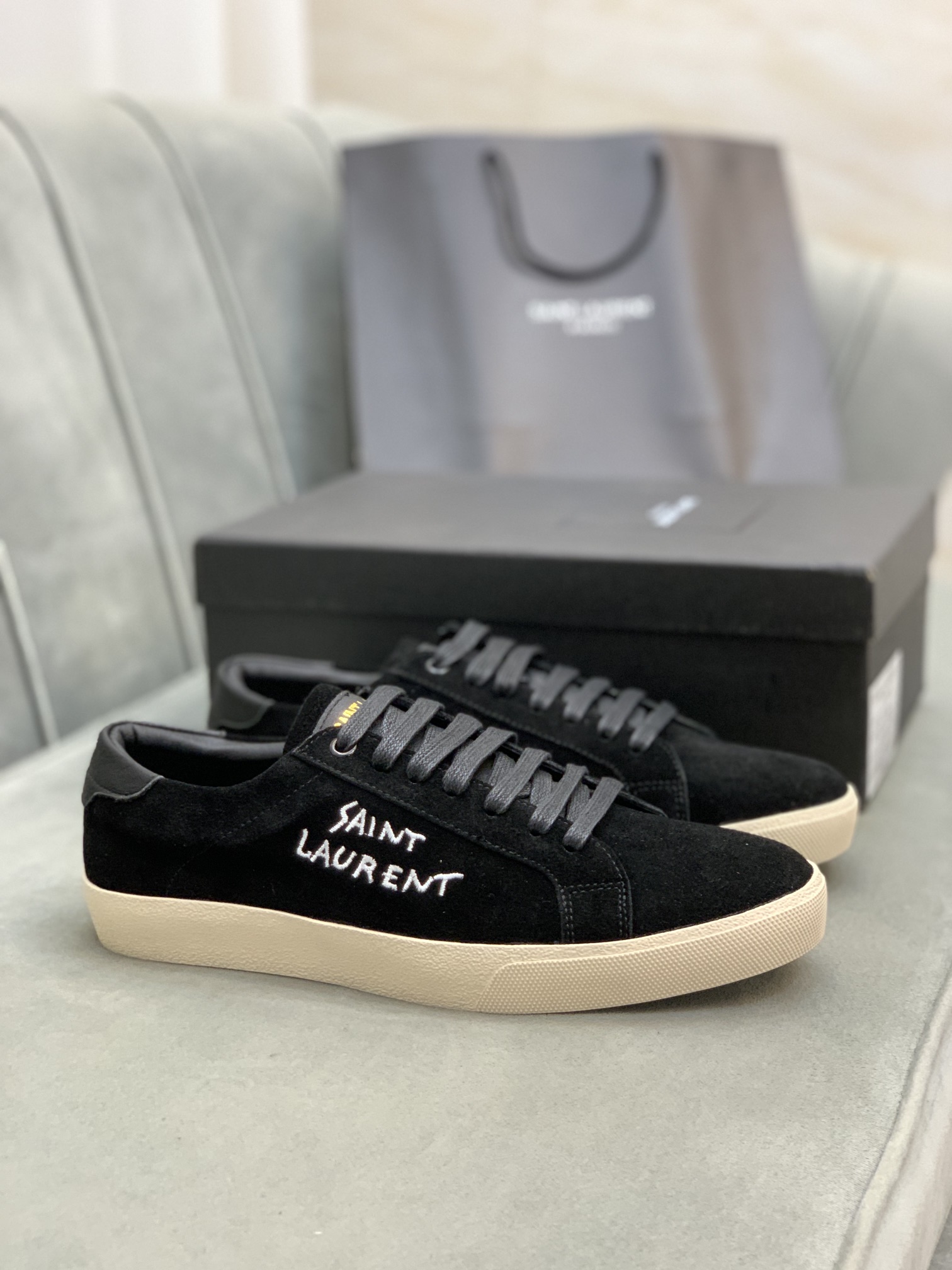 Saint Laurent Court Classic SL/06 sneaker 3 - vstockx