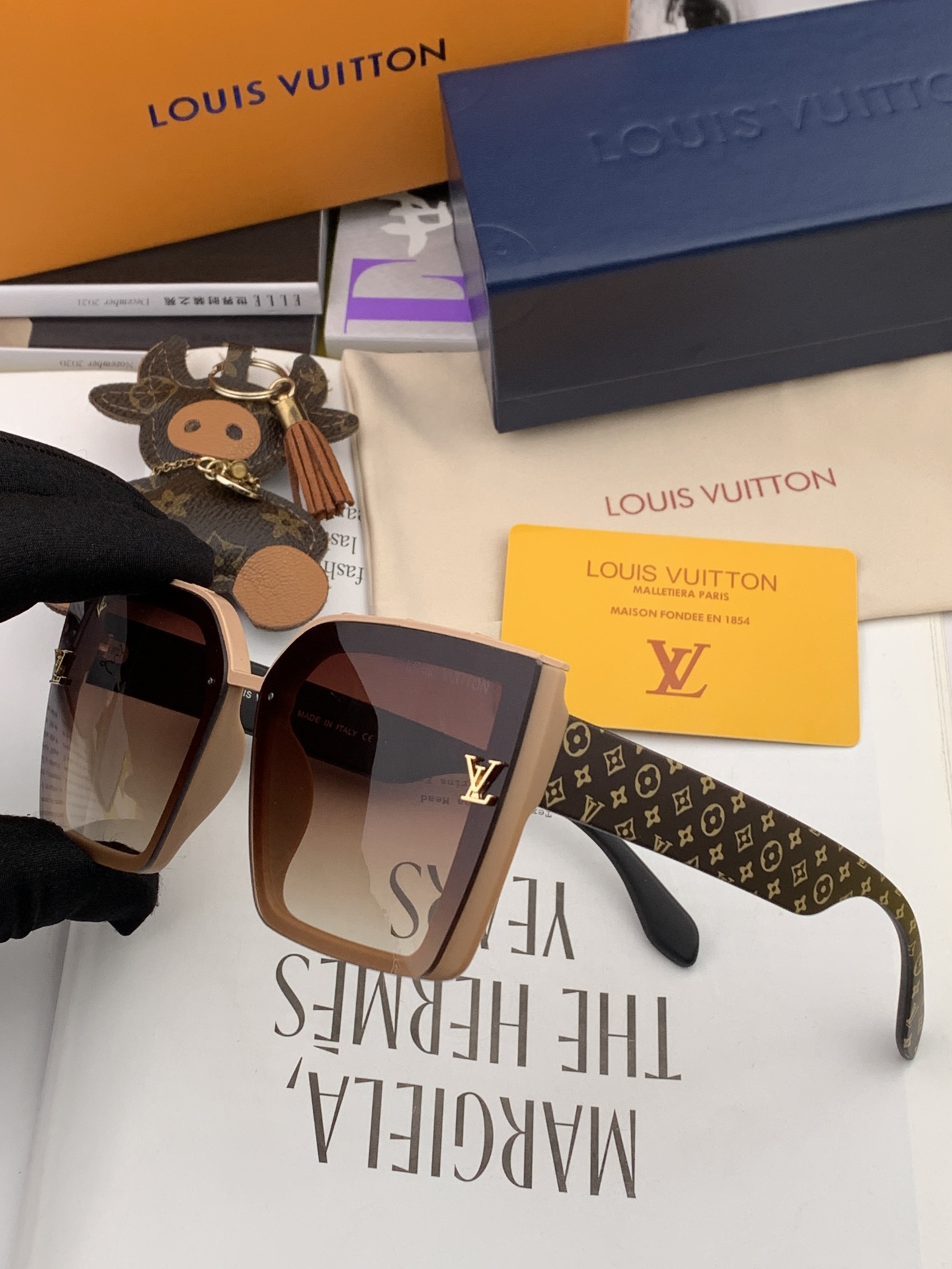 Sunglasses LOUIS VUITTON L2899 - vstockx