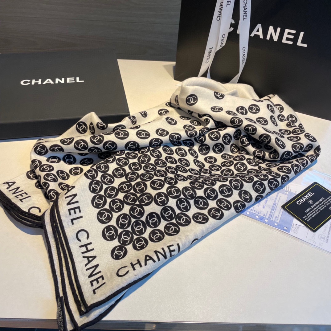 Streetwear Scarf CHANEL 329011 SIZE:140*140cm - vstockx