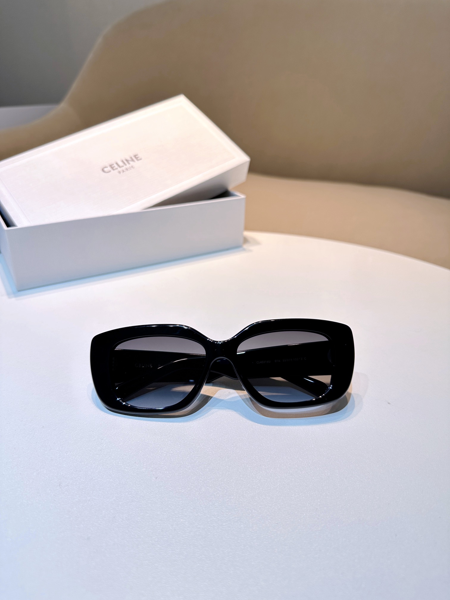 Sunglasses Celine 55 15 135 - vstockx