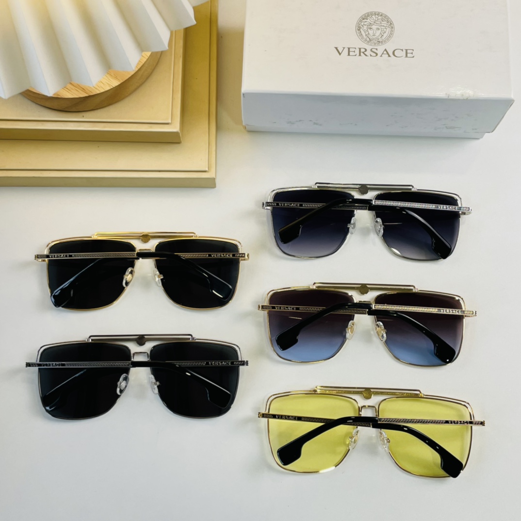 Sunglasses Versace VE2245 size 61��16-145 - vstockx