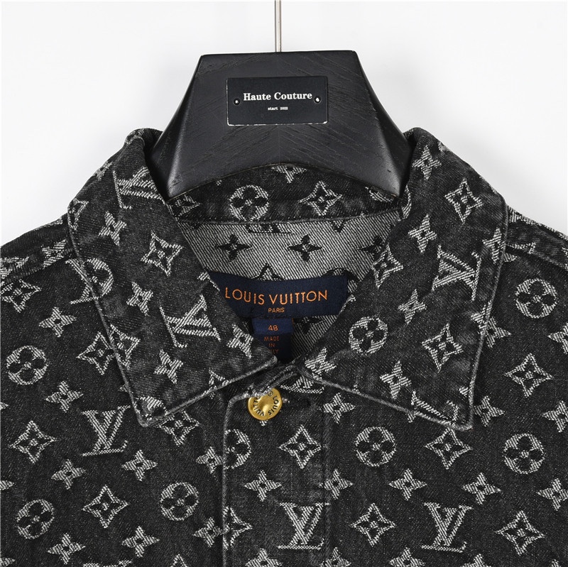 Clothes Louis Vuitton 1327 - vstockx