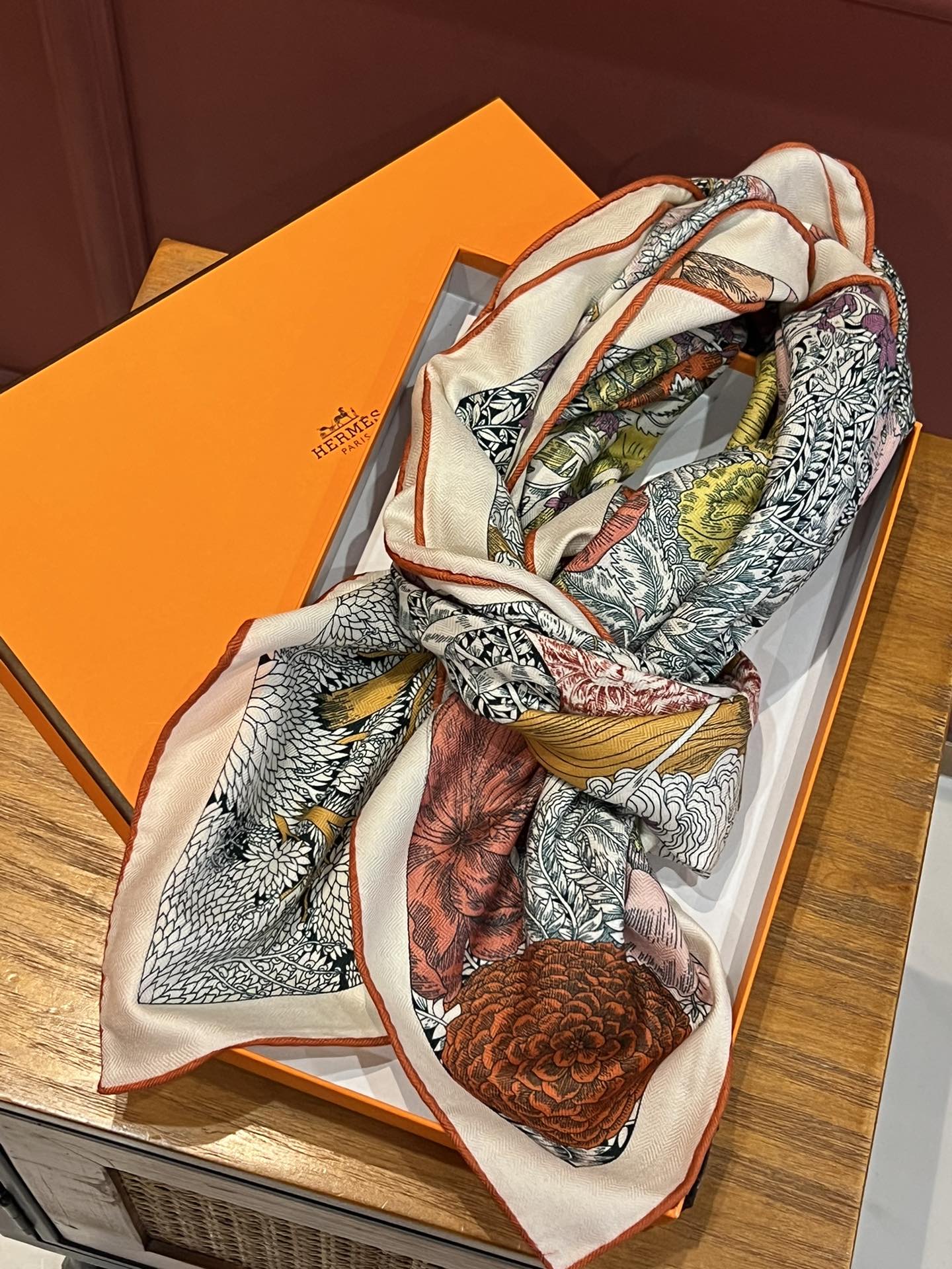 Streetwear Scarf Hermes 328995 SIZE:140cm*140cm - vstockx