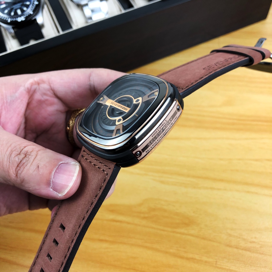 Watches Seven Friday 322817 size:47*13 mm - vstockx