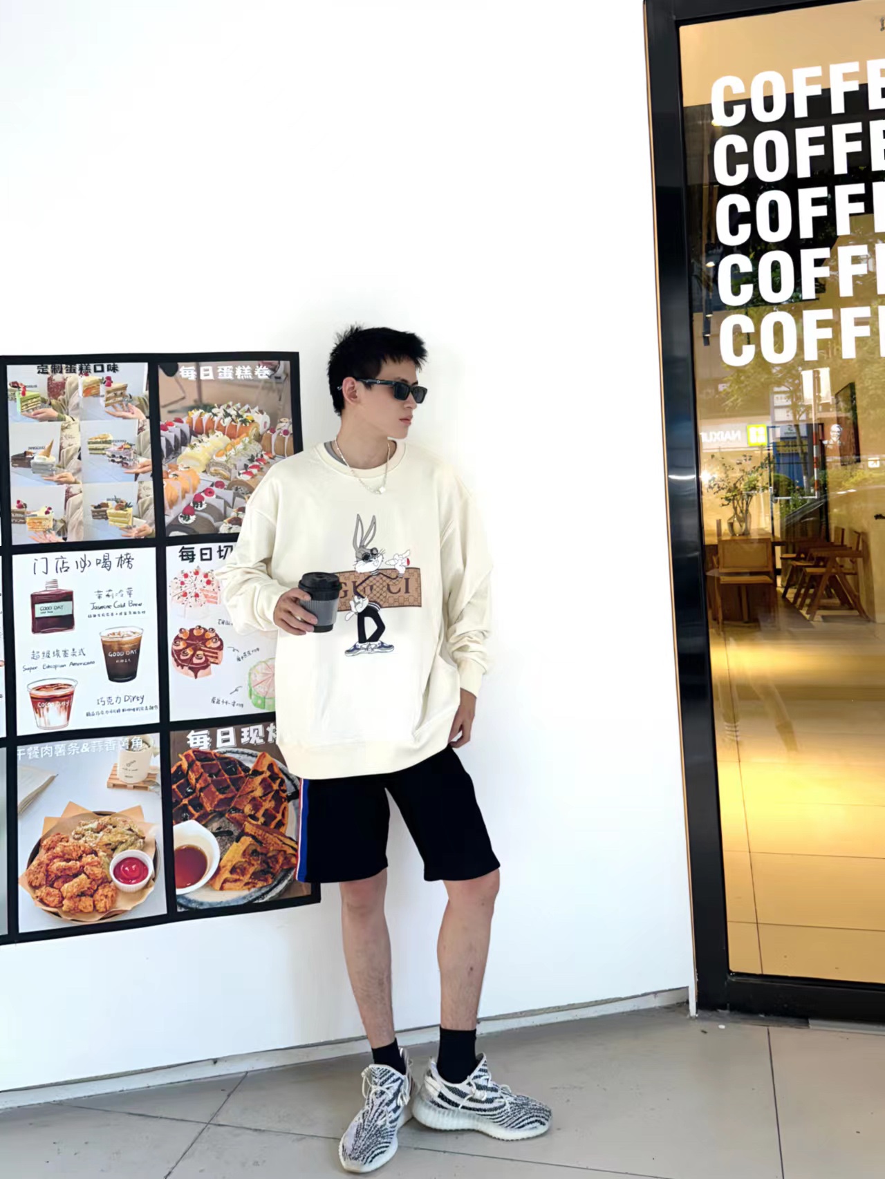 Clothes Gucci 320 - vstockx