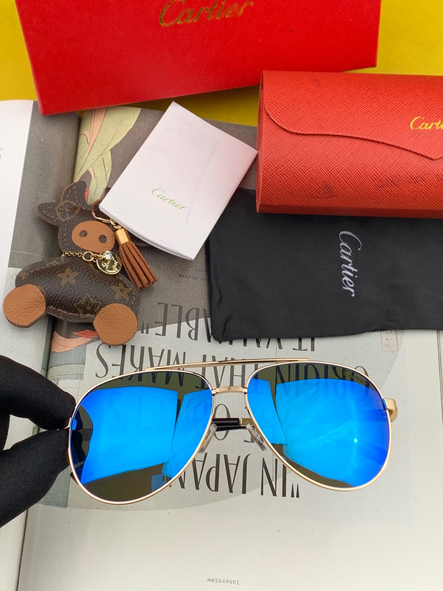 Sunglasses Cartie CK0628 - vstockx