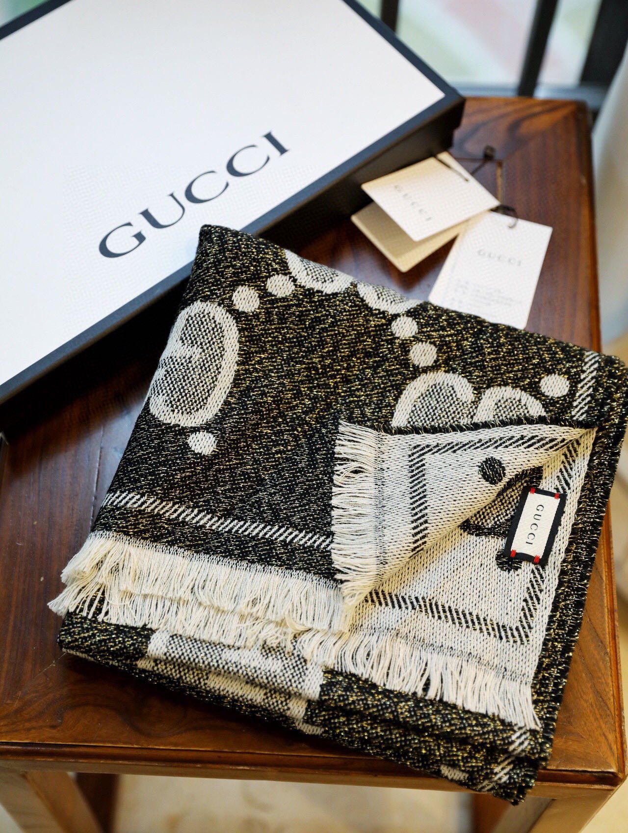 Streetwear Scarf GUCCI 328735 SIZE:45*195cm - vstockx