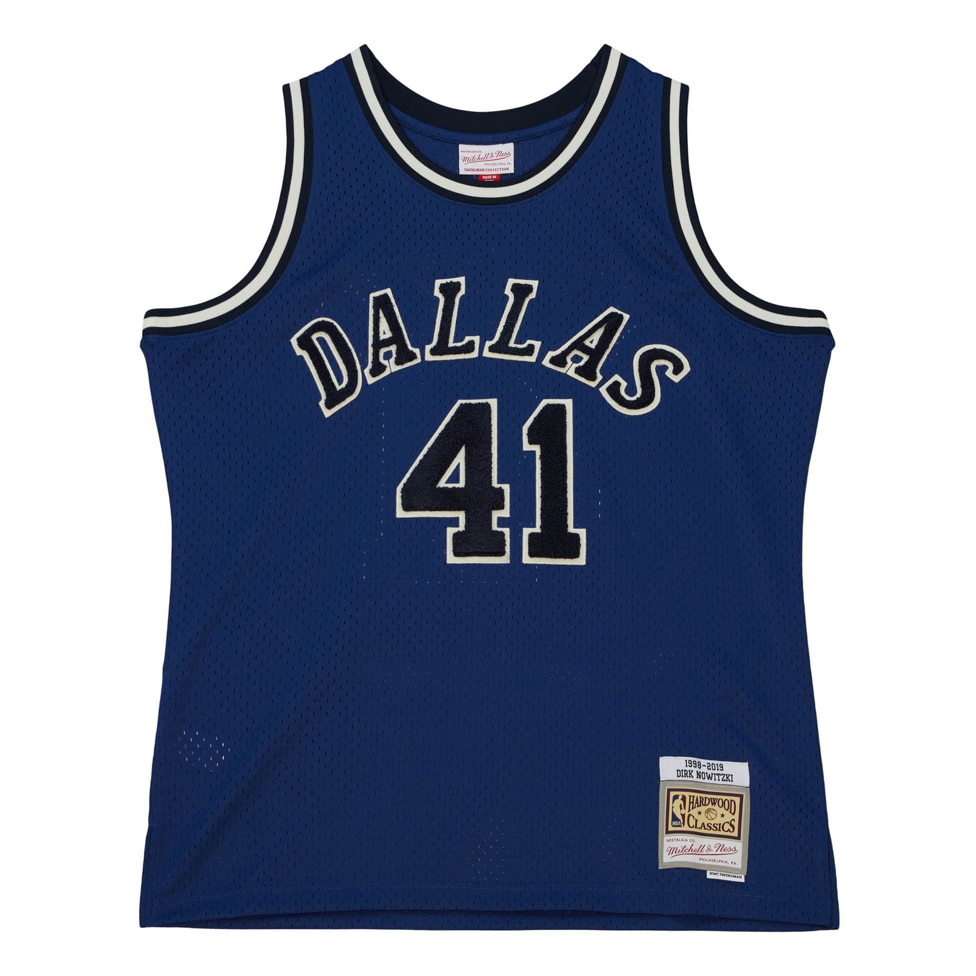 Off Court Chenille Swingman Dirk Nowitzki Dallas Mavericks 1998-99 Jersey - vstockx