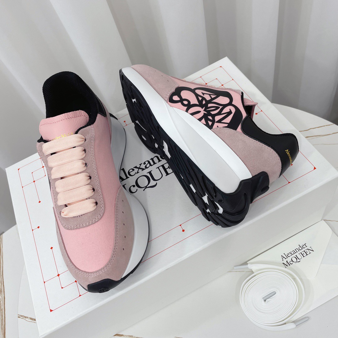 Alexande McQueen Breathable Mesh Sand Inside 4.5cm Size 35-40 - vstockx