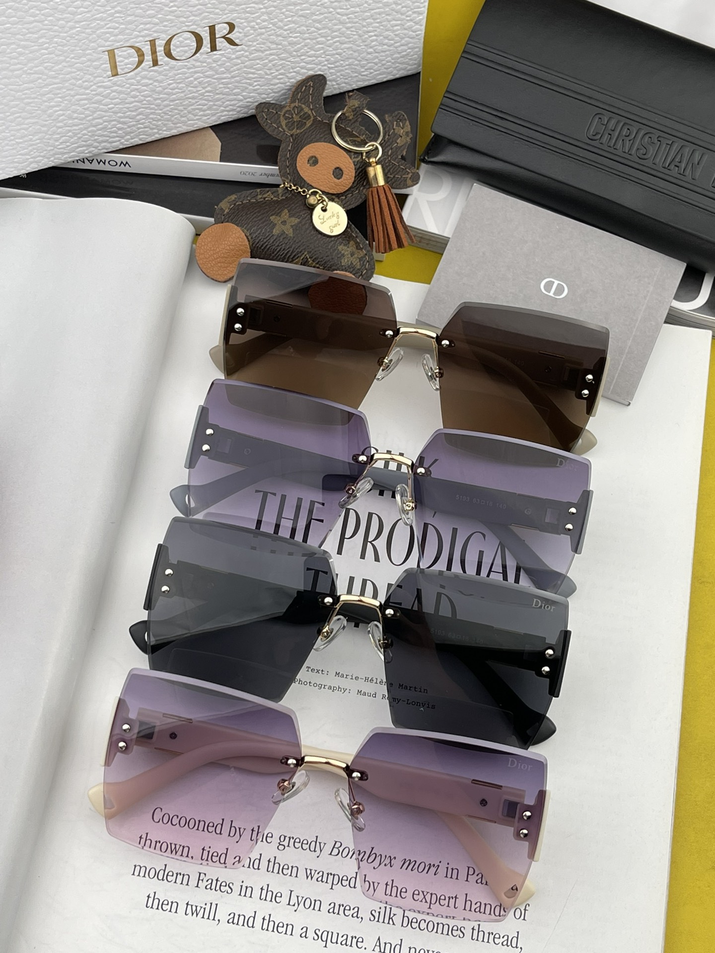 sunglasses Dior CD9316 - vstockx