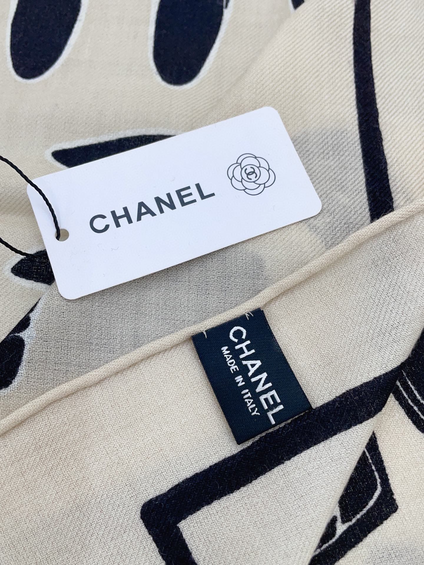 Streetwear Scarf CHANEL 328842 size:140*140cm - vstockx