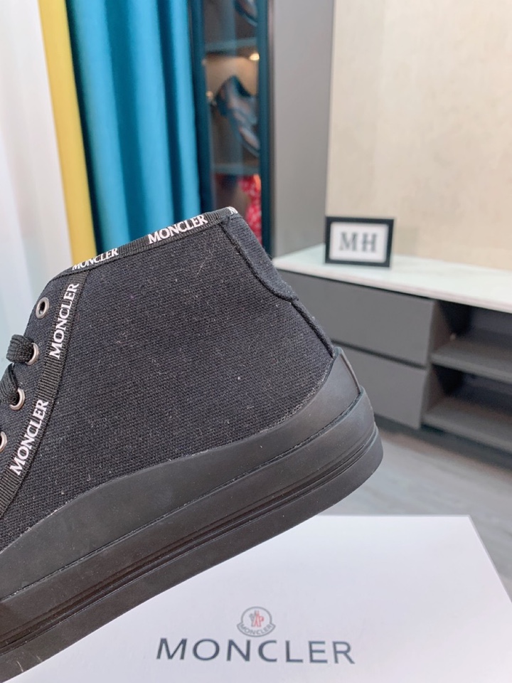 Moncler Lissex High Top Sneakers 10 - vstockx