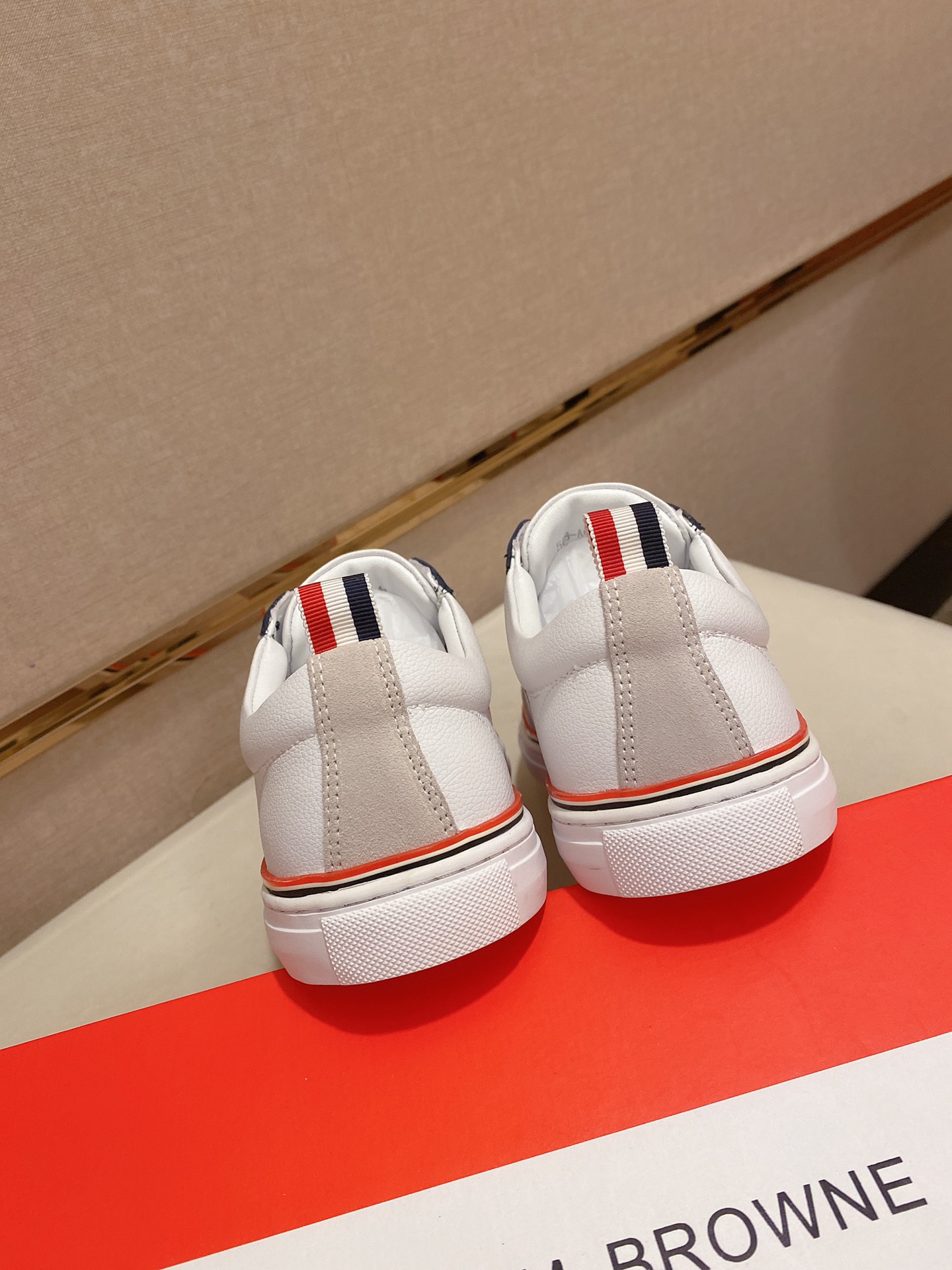 Thom Browne Low Top Sneaker 6 - vstockx