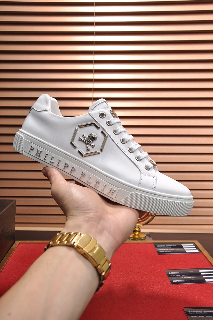 Philipp Plein Low Top Sneakers 36 - vstockx
