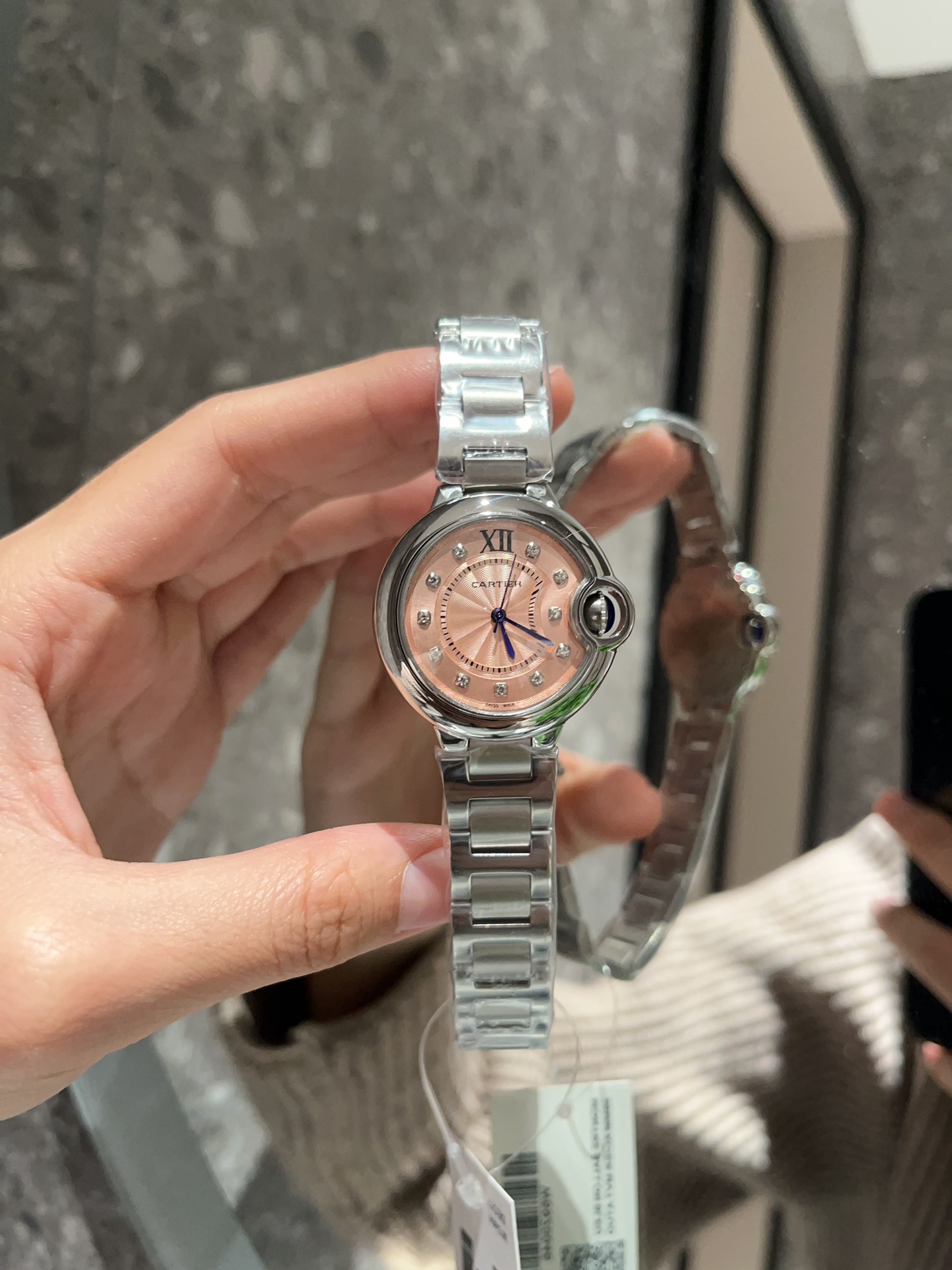 Watches Cartier 322173 size:33 mm - vstockx