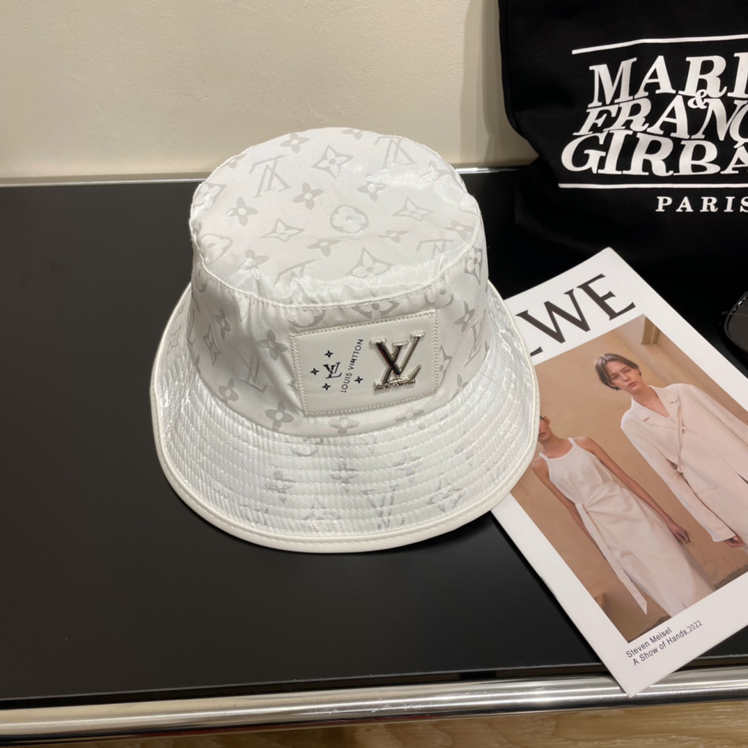 Streetwear Hat LV 329047 - vstockx