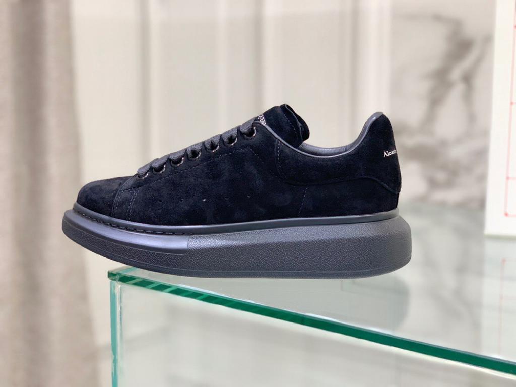 Alexander McQueen Oversized Triple Black - vstockx