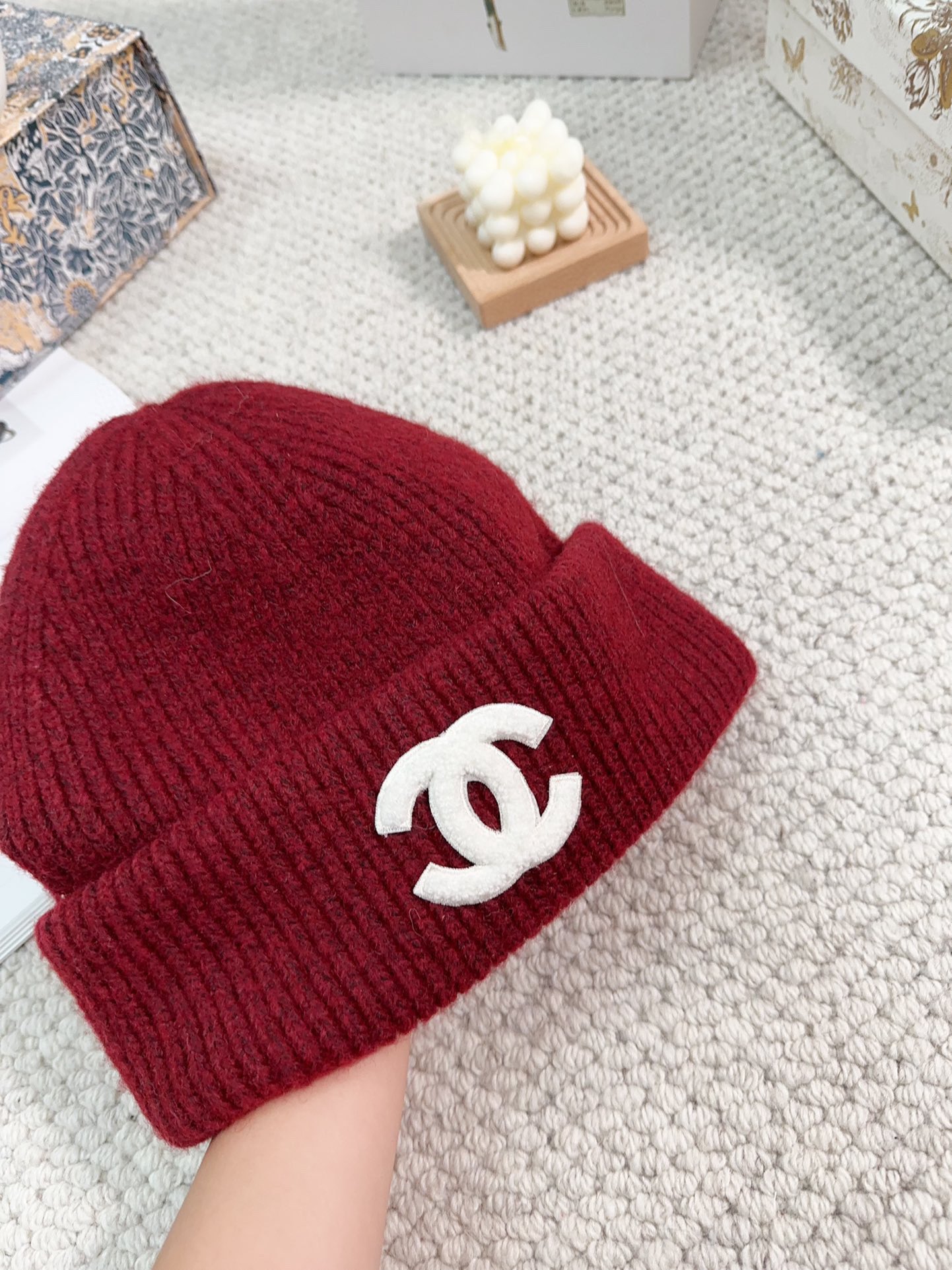 Streetwear Hat Chanel 329318 - vstockx