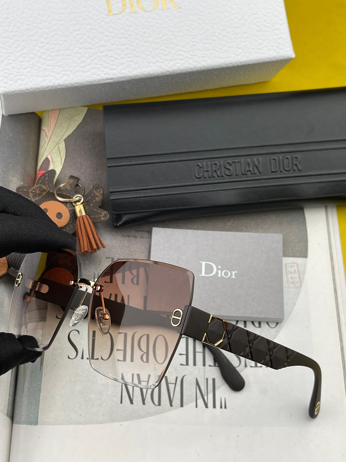 sunglasses Dior D8295 - vstockx