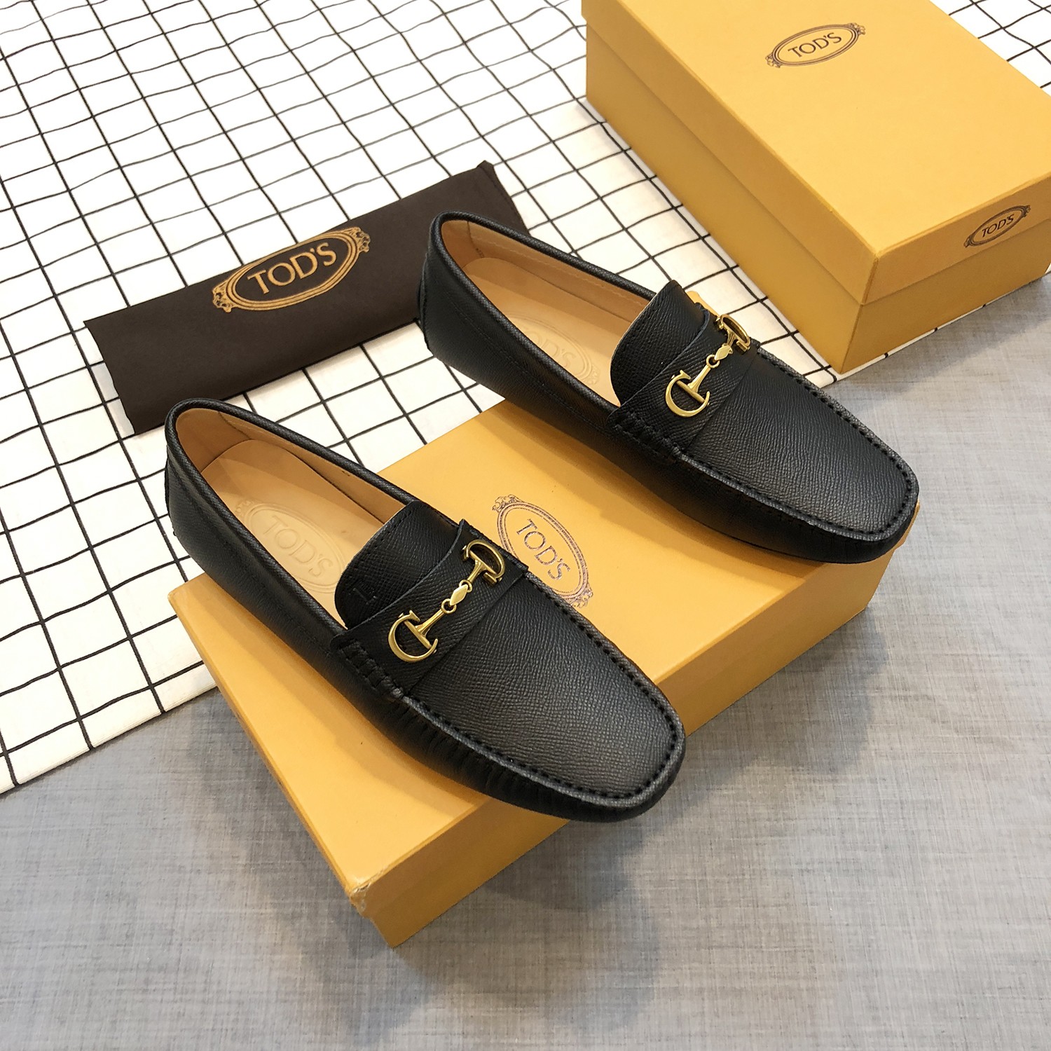 TOD'S Loafers 4 - vstockx