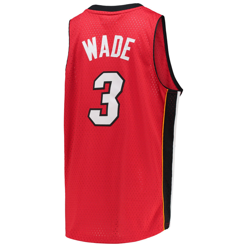 Youth Miami Heat Dwyane Wade Mitchell & Ness Red 2005-06 Hardwood Classics Jersey - vstockx