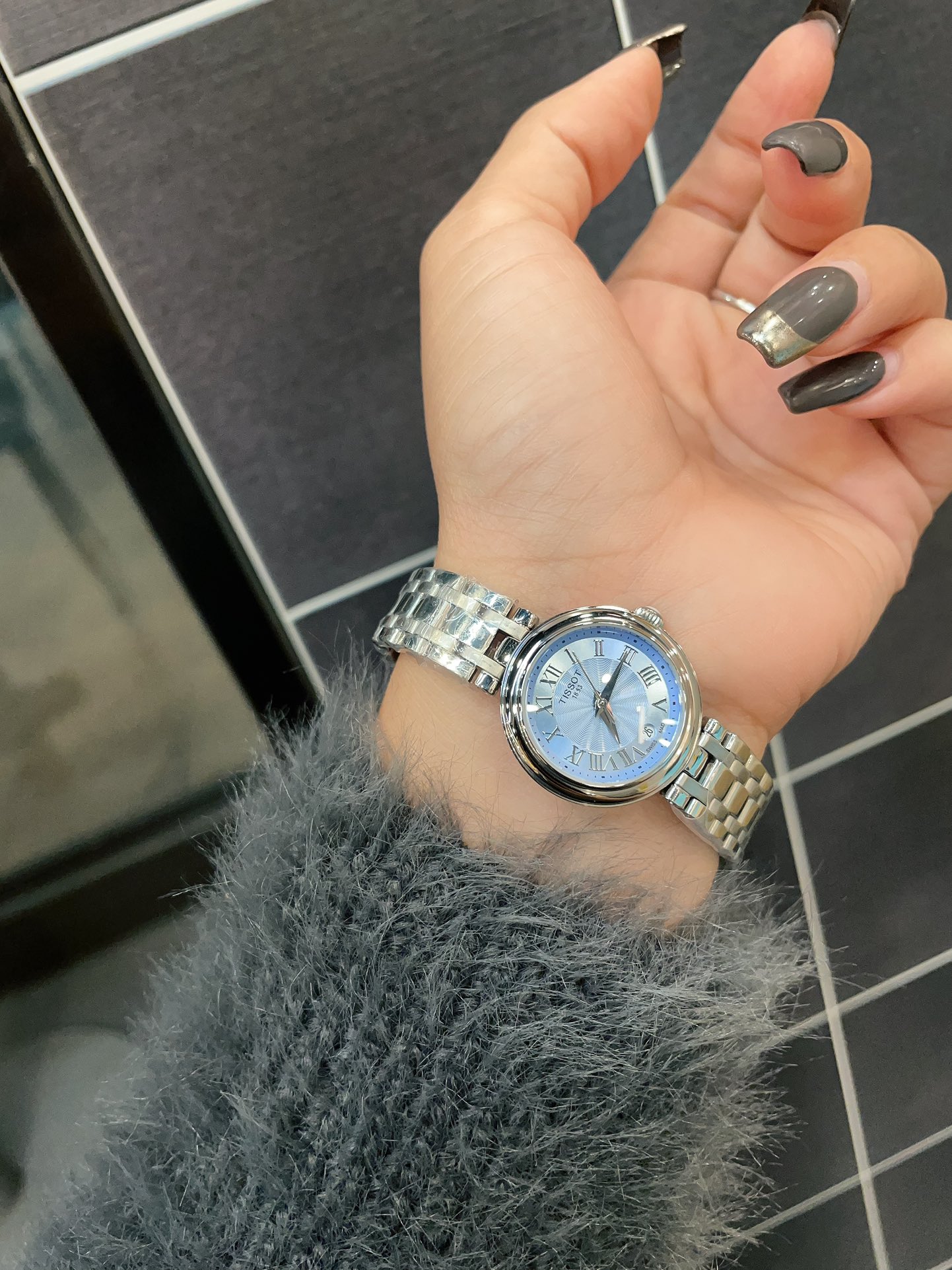 Watches Tissot 322500 size:26 mm - vstockx