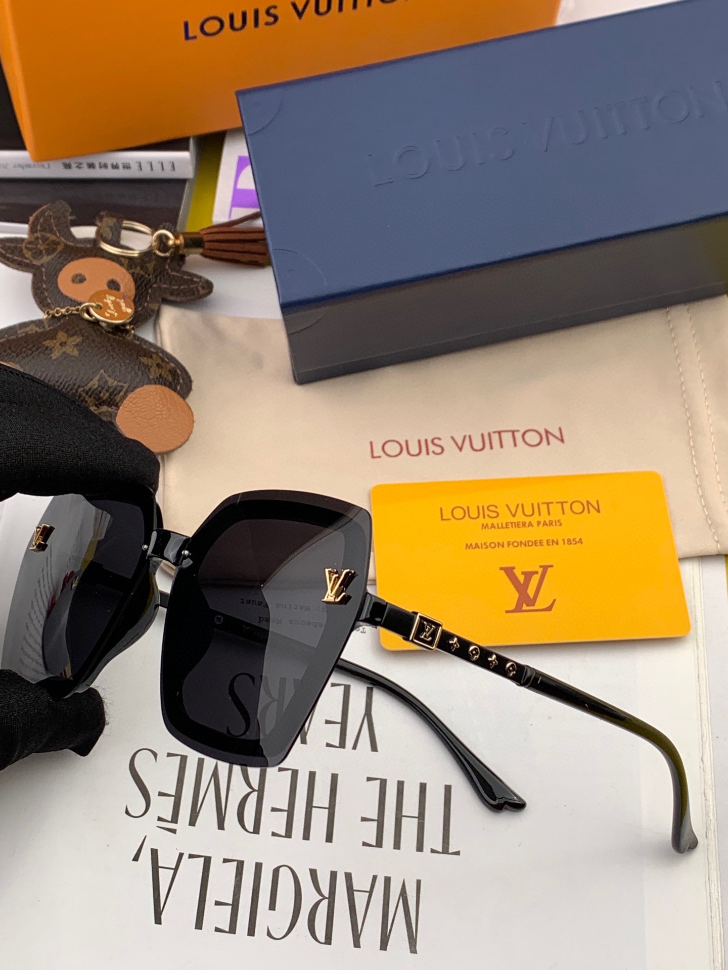 Sunglasses Louis Vuitton L658 - vstockx